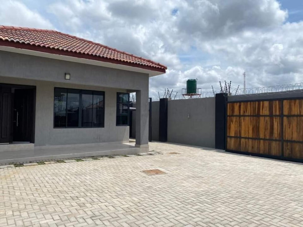 2-bedroom-apartment-for-rent-in-ibex-hill-big-7