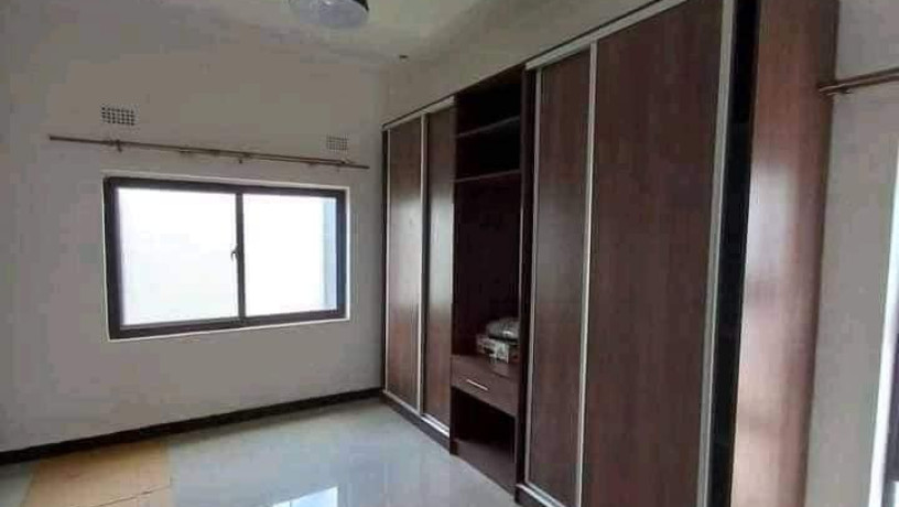 2-bedroom-flat-for-rent-in-chalala-big-5