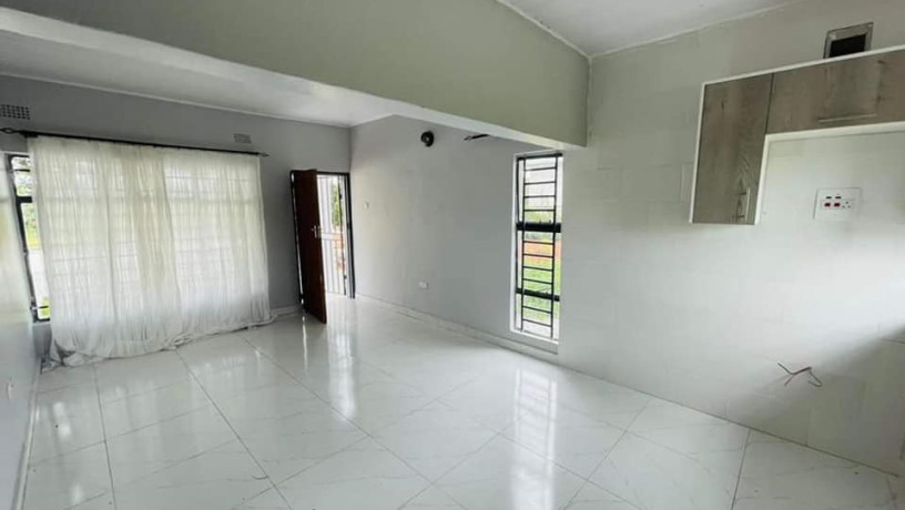 1-bedroom-house-for-rent-in-lilayi-big-2