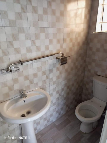 3-bedroom-flat-for-rent-in-chalala-big-2