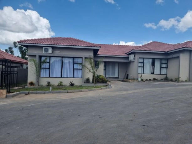 4-bedroom-furnished-apartment-for-rent-in-roma-park-big-0