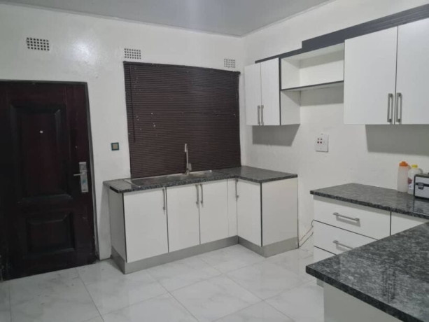 3-bedroom-semi-detached-flats-for-sale-in-ibex-meanwood-big-1