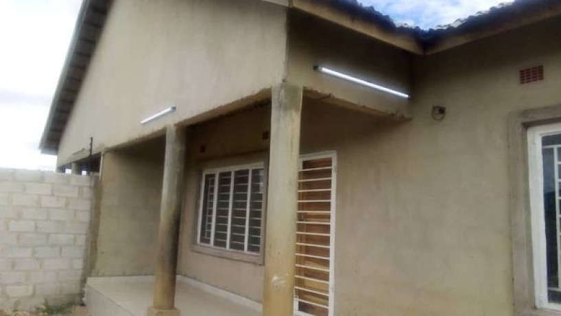 3-bedroom-flat-for-rent-in-chalala-big-0