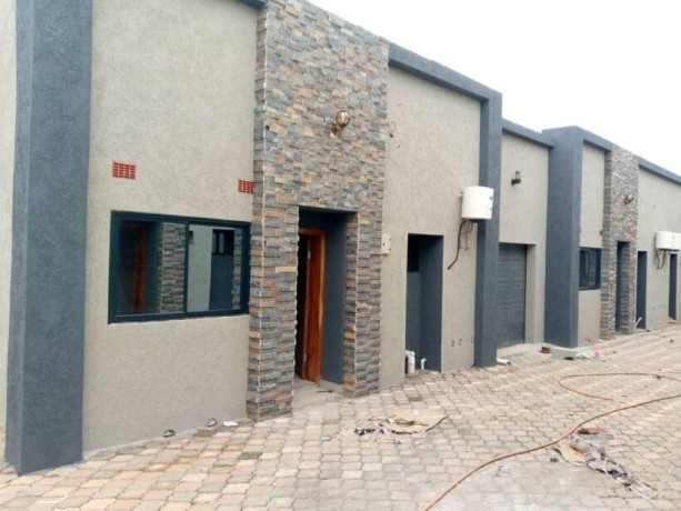 1-bedroom-flat-for-rent-in-ibex-hill-big-0
