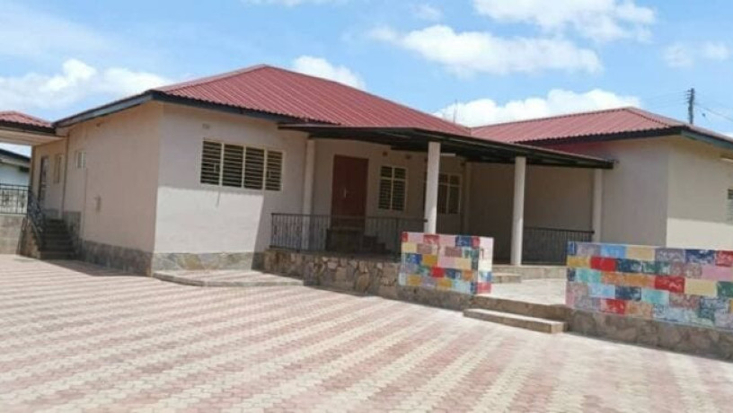 3-bedroom-stand-alone-house-for-rent-in-avondale-big-1