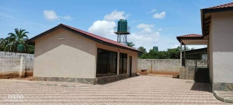 3-bedroom-stand-alone-house-for-rent-in-avondale-big-0