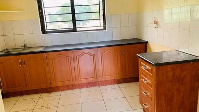 2-bedroom-flat-for-rent-in-rhodespark-big-2