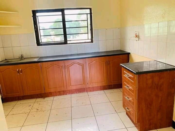 2-bedroom-flat-for-rent-in-rhodespark-big-2