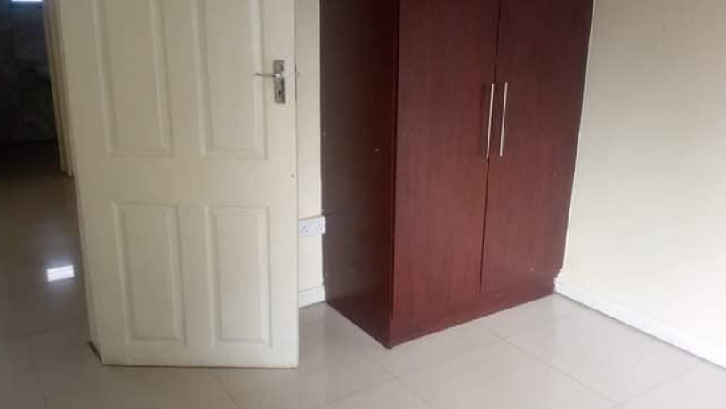 2-bedroom-standalone-house-for-rent-in-woodlands-big-2