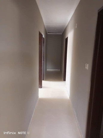3-bedroom-flat-for-rent-in-chalala-big-5