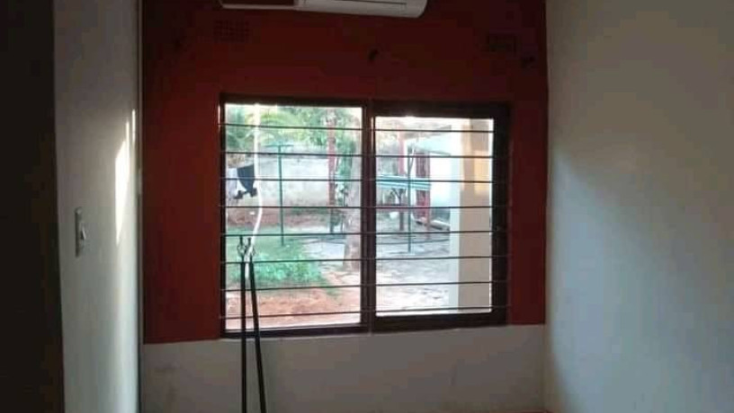 1-bedroom-cottage-for-rent-in-makeni-big-4