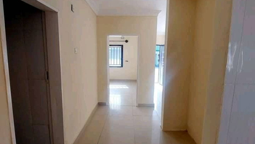 2-bedroom-flats-for-rent-in-silverest-big-5