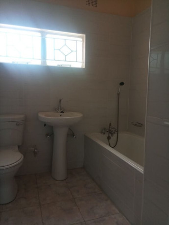 4-bedroom-house-for-rent-in-ibex-hill-big-5
