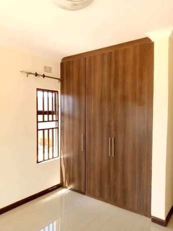 3-bedroom-flat-for-rent-in-lilayi-big-6
