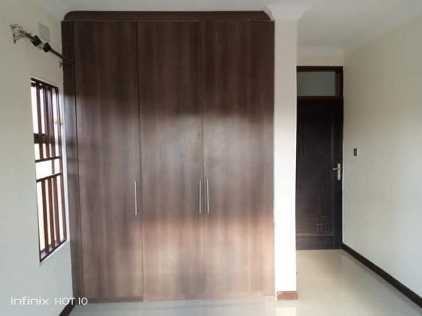 3-bedroom-flat-for-rent-in-lilayi-big-3