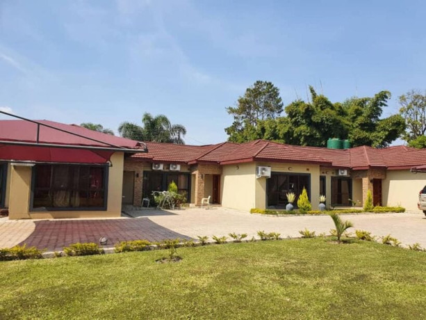 2-3-bedroom-apartments-for-rent-in-riverside-big-5