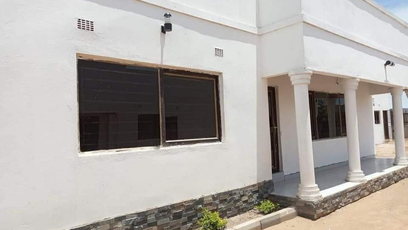 23-bedroom-flats-for-rent-in-chalala-big-1