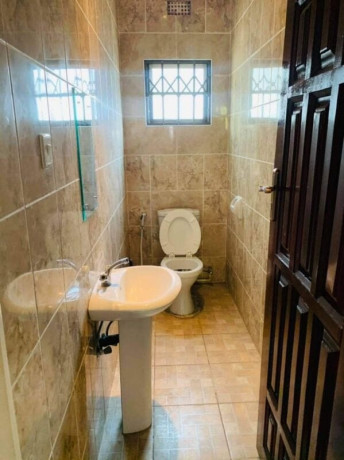 3-bedroom-flats-for-rent-in-roma-big-4