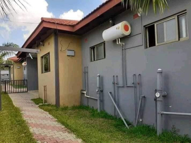 2-bedroom-flat-for-rent-in-chudleigh-big-3