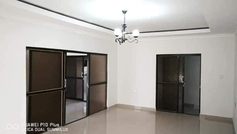 3-bedroom-flat-for-rent-in-chalala-big-1