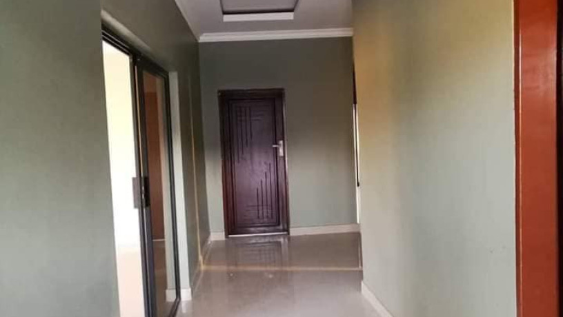 3-bedroom-flat-for-rent-in-lilayi-big-6