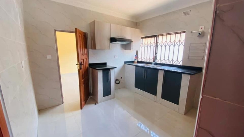 3-bedroom-house-for-rent-in-ibex-hill-big-2