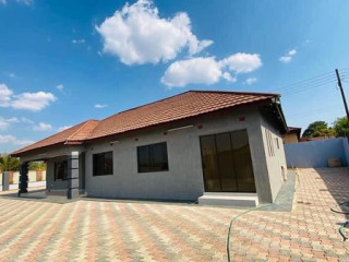 3-bedroom-house-for-rent-in-ibex-hill