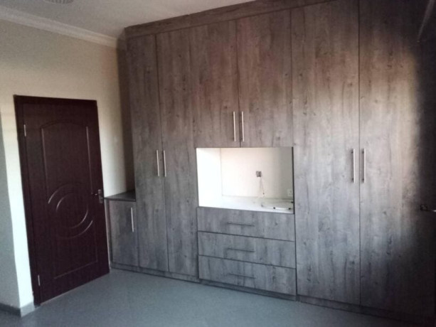 3-bedroom-flats-for-rent-in-salama-park-big-8