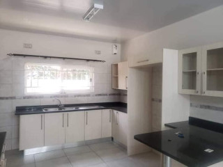 3 Bedroom Flat For Rent In Ibex Hill