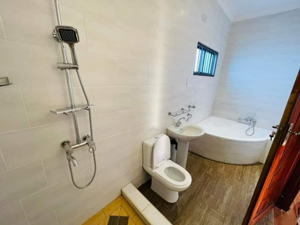 3-bedroom-house-for-rent-in-kabulonga-big-4