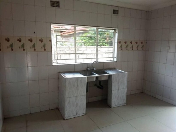 3-bedroom-flat-for-rent-in-chalala-big-1