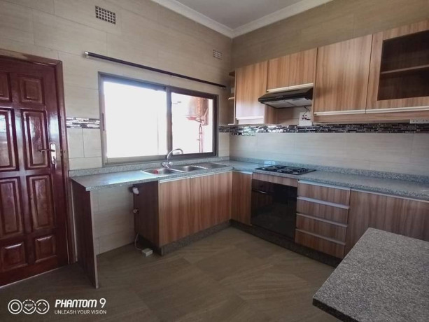 3-2-bedroom-flats-for-rent-in-chudleigh-big-2