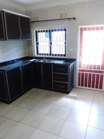 3-bedroom-flats-for-rent-in-meanwood-ibex-big-1