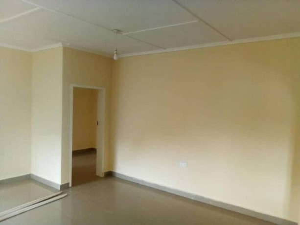 3-bedroom-flat-for-rent-in-northgate-gardens-big-2