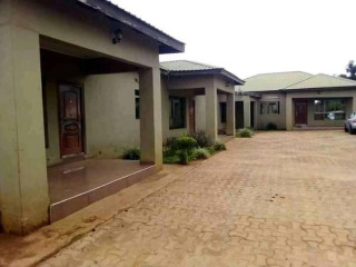 2-bedroom-flat-for-rent-in-libala-south