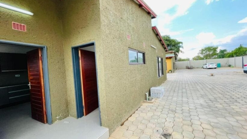 3-bedroom-flat-for-rent-in-ibex-hill-big-9