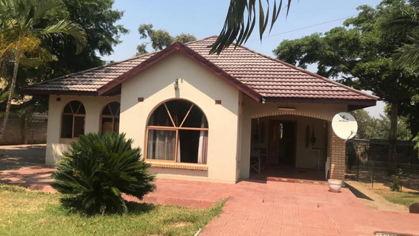 2-bedroom-standalone-house-for-rent-in-chudleigh-big-0