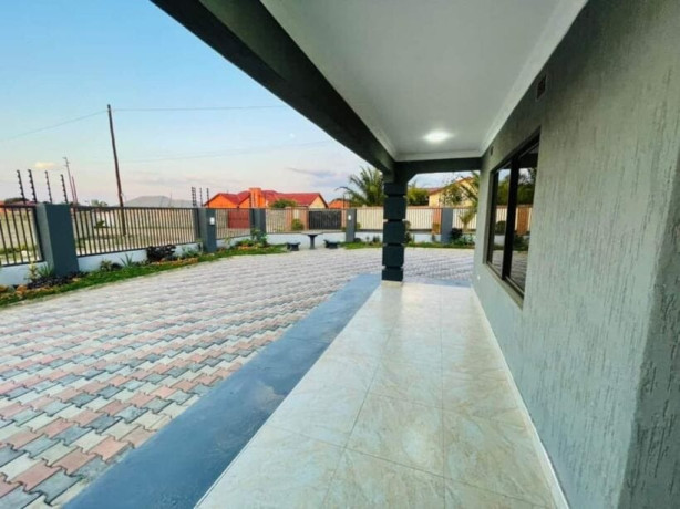 3-bedroom-house-for-rent-in-ibex-hill-big-3