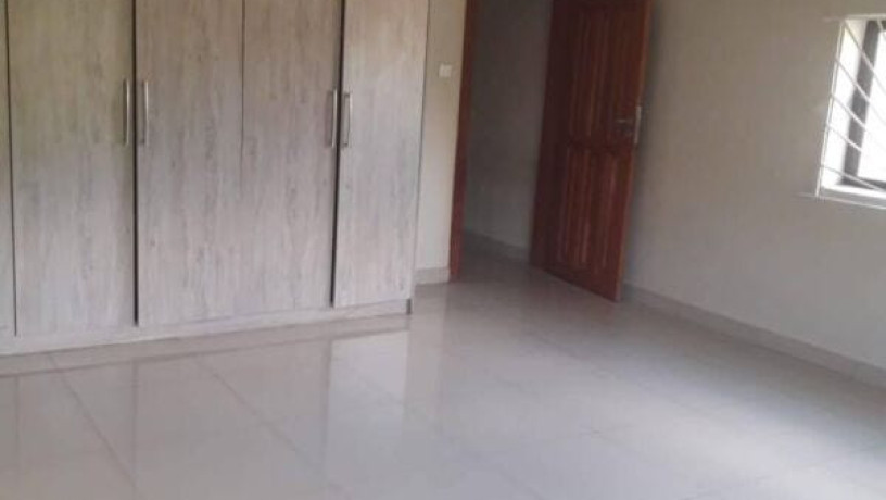 4-bedroom-standalone-house-for-rent-in-makeni-big-4