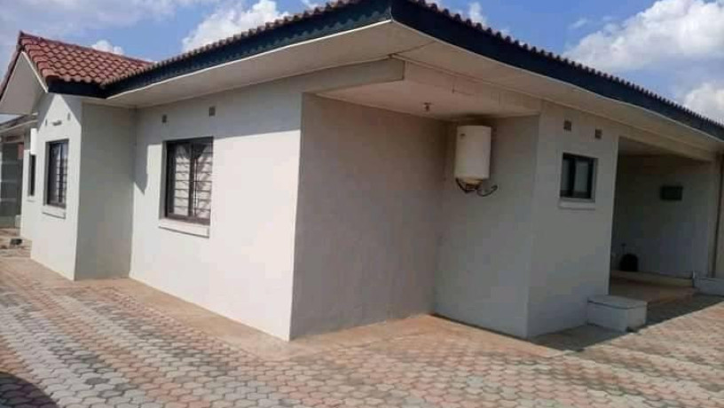 4-bedroom-standalone-house-for-rent-in-makeni-big-0