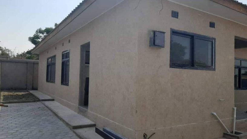 3-bedroom-semi-detached-house-for-rent-in-ibex-hill-big-2