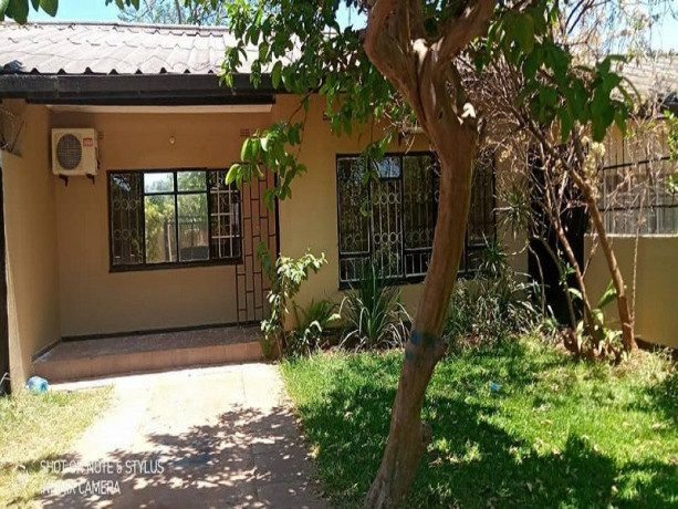 2-bedroom-semi-detached-flat-for-rent-in-kabulonga-big-1