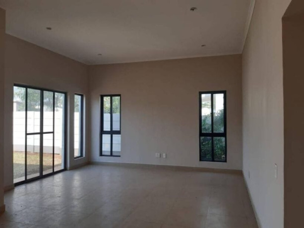 3-bedroom-house-for-rent-in-lilayi-big-2