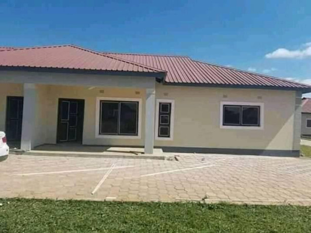 3-bedroom-flat-for-rent-in-waterfalls-big-4