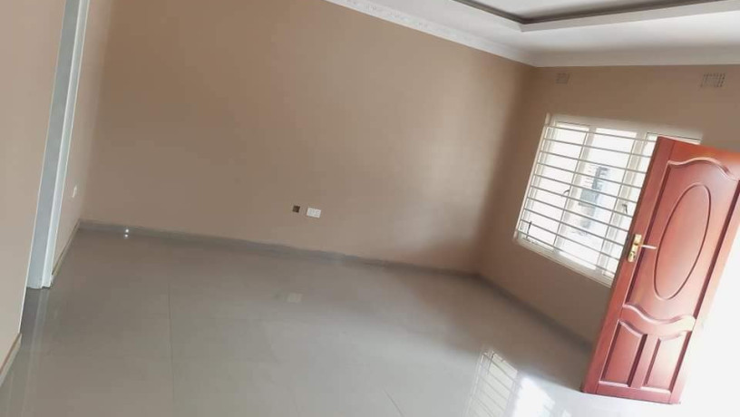 2-bedroom-flats-for-rent-in-chalala-big-2