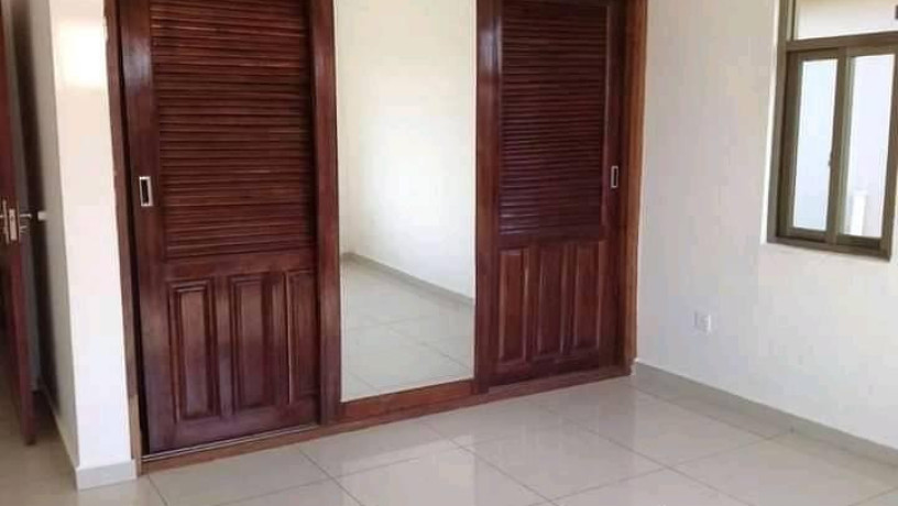 2-bedroom-flat-for-rent-in-makeni-bonaventure-big-5