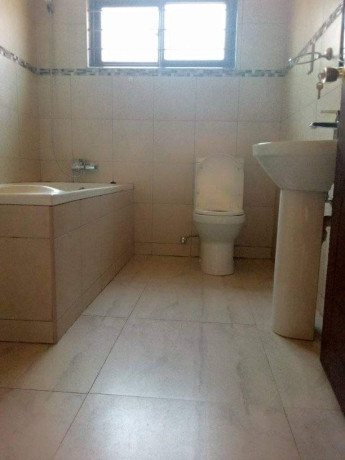 3-bedroom-flat-for-rent-in-lilayi-big-6