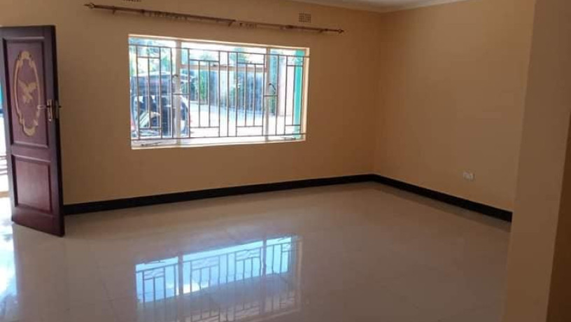 3-bedroom-flat-for-rent-in-avondale-big-7