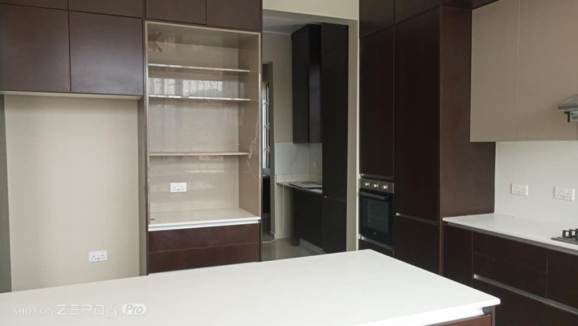 lovely-and-spacious-3-bedroom-flat-for-rent-in-roma-big-3