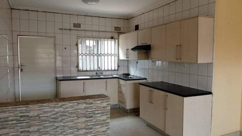 2-bedroom-flat-for-rent-in-kabulonga-big-0